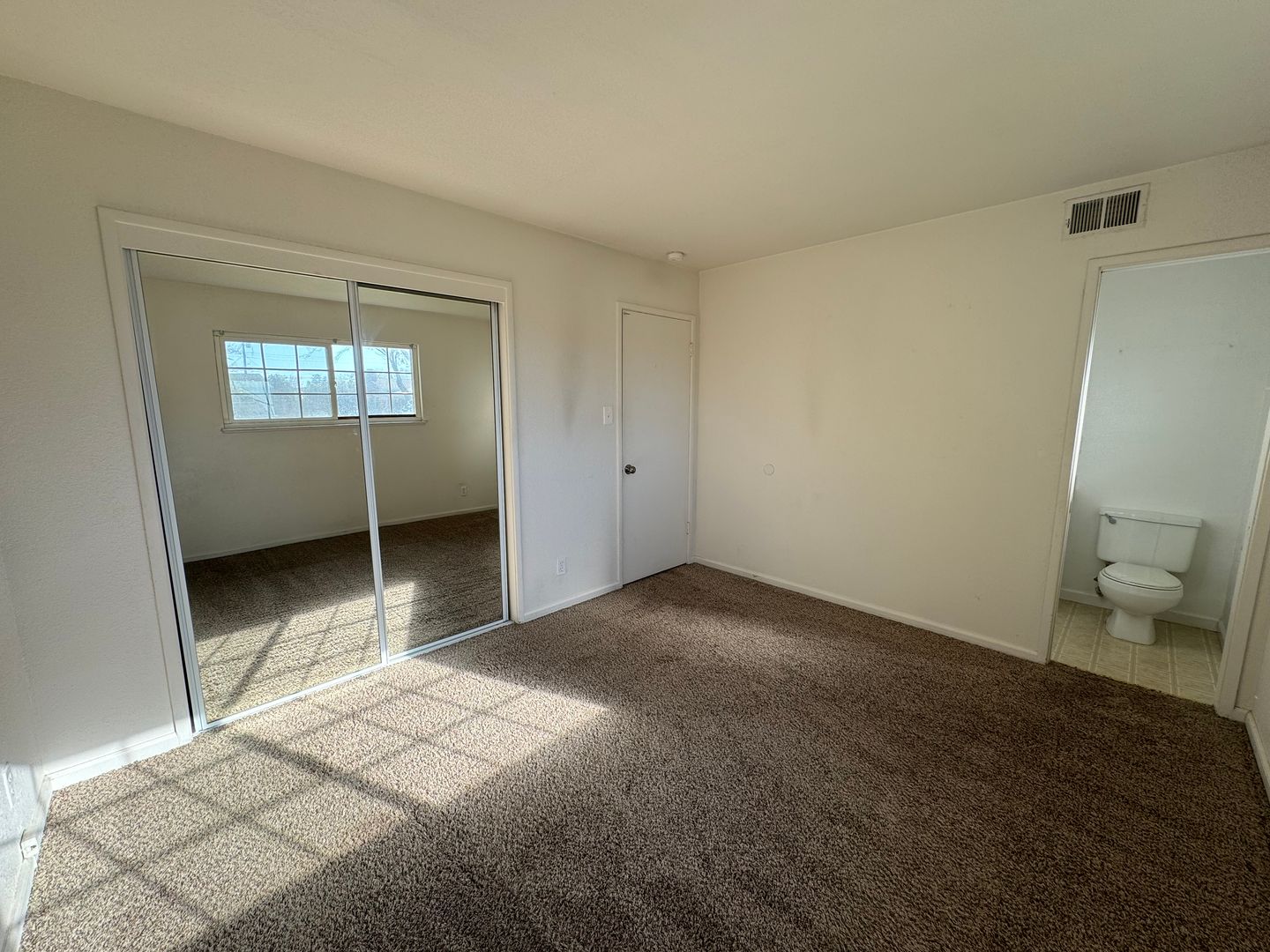 6049 Cherrelyn Way - Carmichael - California - 3 bed, 2 bath rental property