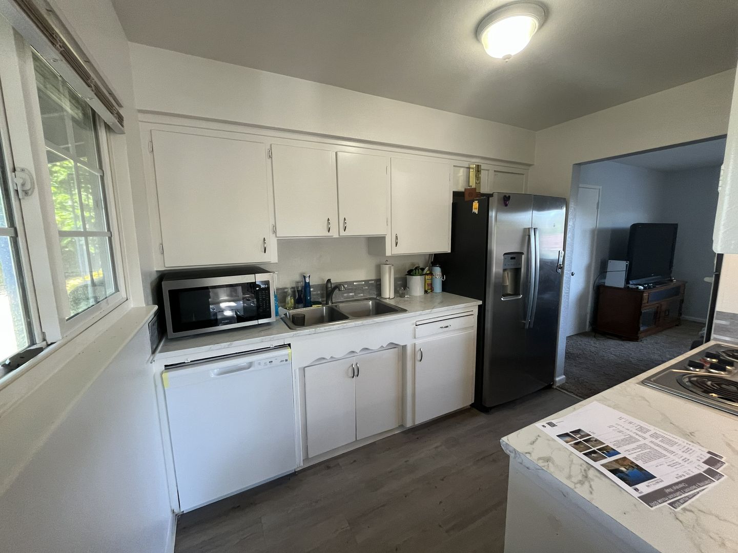 6049 Cherrelyn Way - Carmichael - California - 3 bed, 2 bath rental property