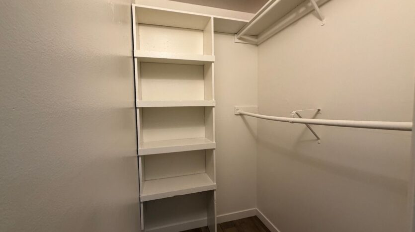 622 S. Kalmia St. #B - Escondido - California - 1 bed, 1 bath rental property