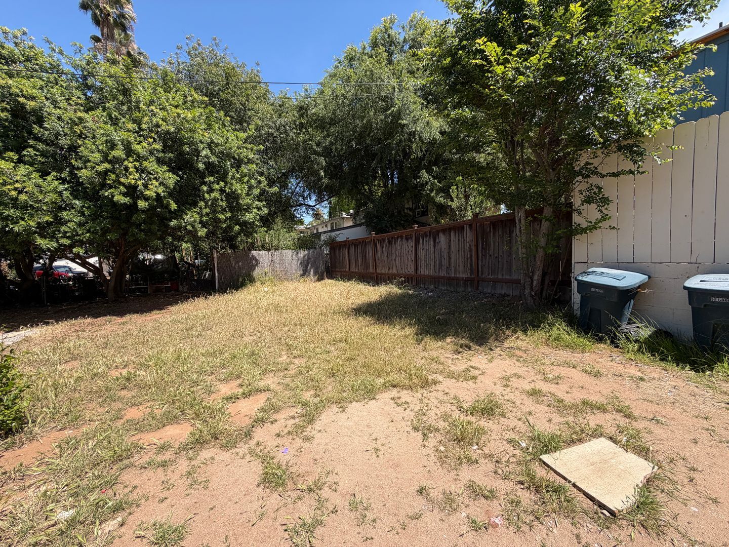 622 S. Kalmia St. #B - Escondido - California - 1 bed, 1 bath rental property