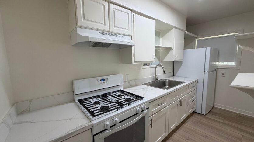 622 S. Kalmia St. #B - Escondido - California - 1 bed, 1 bath rental property