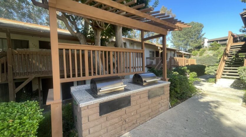 6370 Rancho Mission Rd #908 - San Diego - California - 1 bed, 1 bath rental property