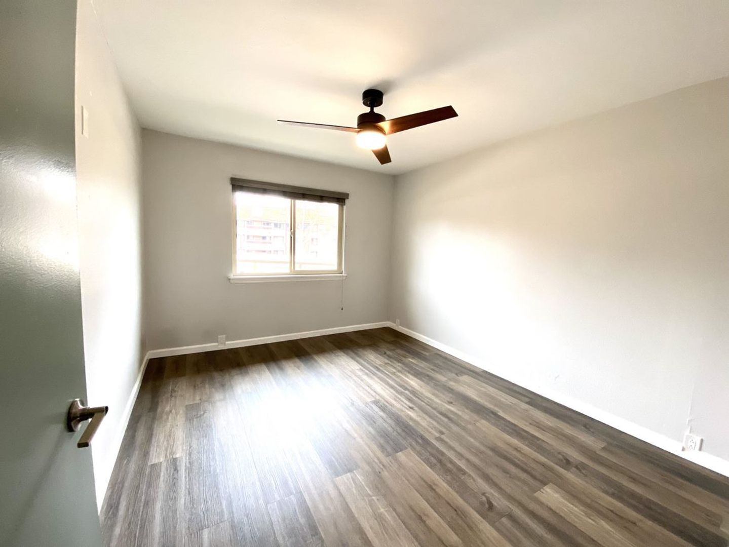 6370 Rancho Mission Rd #908 - San Diego - California - 1 bed, 1 bath rental property