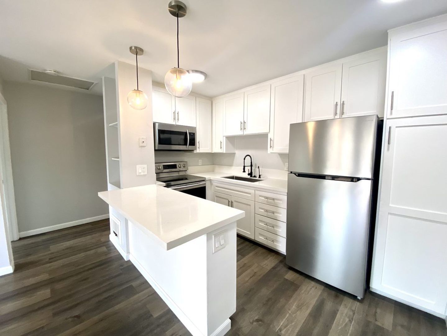 6370 Rancho Mission Rd #908 - San Diego - California - 1 bed, 1 bath rental property