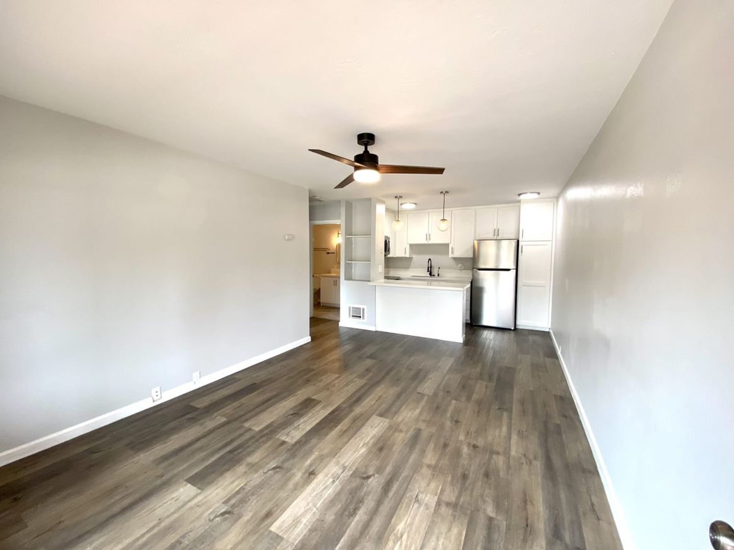 6370 Rancho Mission Rd #908 - San Diego - California - 1 bed, 1 bath rental property