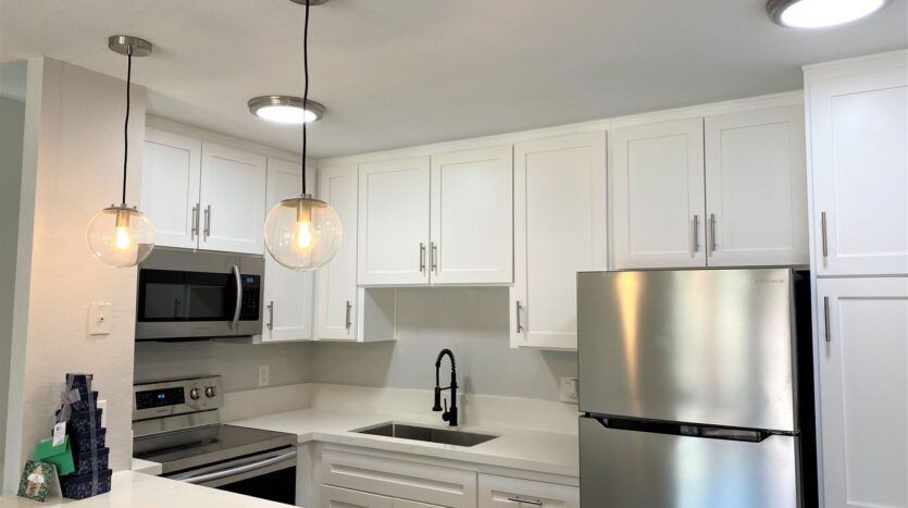 6370 Rancho Mission Rd #908 - San Diego - California - 1 bed, 1 bath rental property