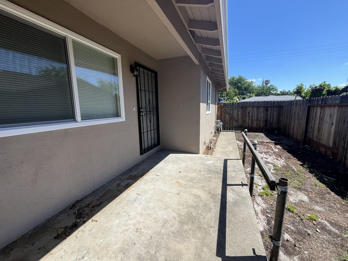 6415 - 6417 San Stefano St - Citrus Heights - California - 2 bed, 1 bath rental property