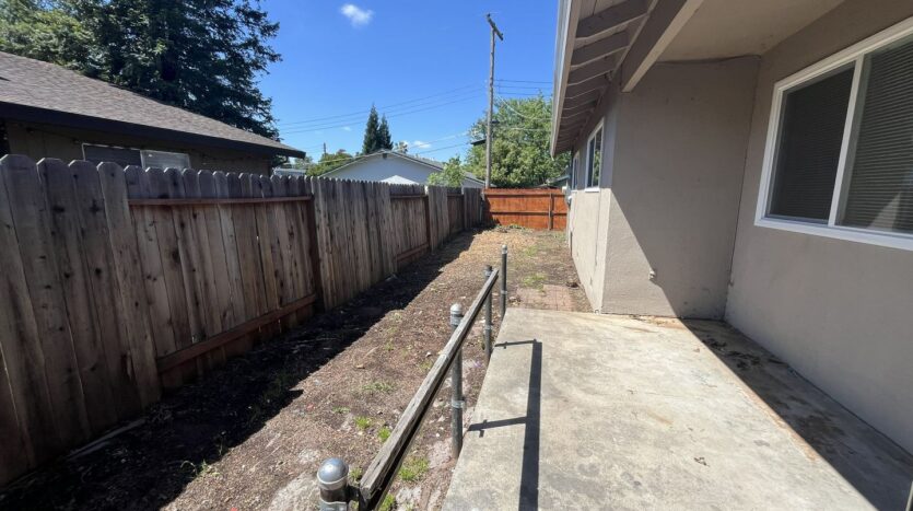 6415 - 6417 San Stefano St - Citrus Heights - California - 2 bed, 1 bath rental property