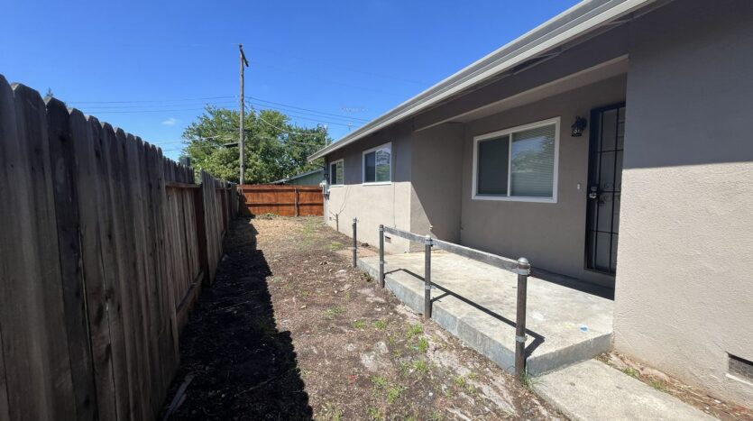 6415 - 6417 San Stefano St - Citrus Heights - California - 2 bed, 1 bath rental property