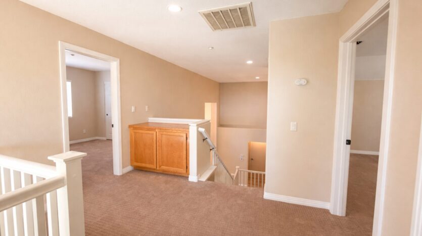 651 Poets Square - Fallbrook - California - 4 bed, 2.5 bath rental property
