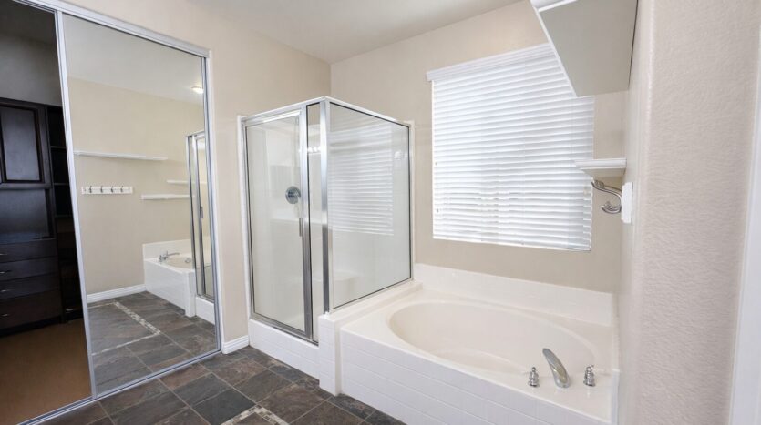 651 Poets Square - Fallbrook - California - 4 bed, 2.5 bath rental property