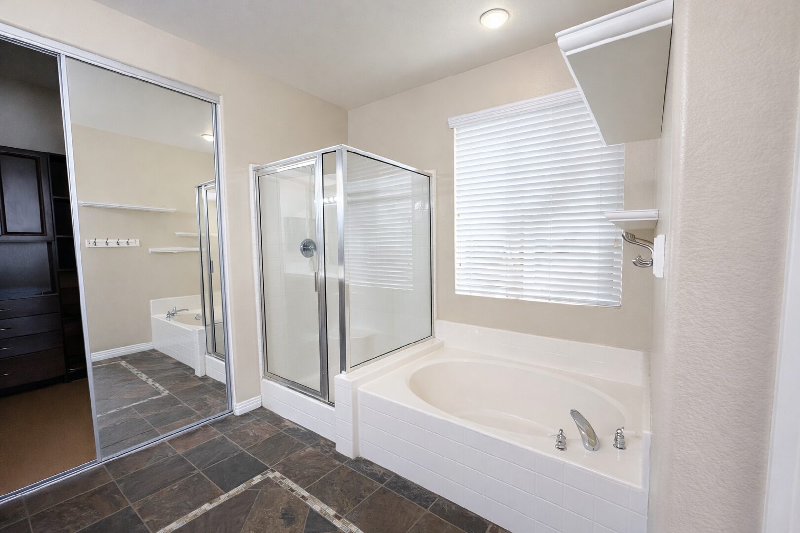 651 Poets Square - Fallbrook - California - 4 bed, 2.5 bath rental property