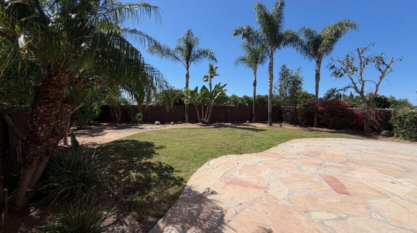 651 Poets Square - Fallbrook - California - 4 bed, 2.5 bath rental property