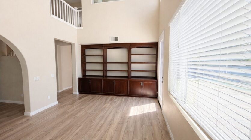 651 Poets Square - Fallbrook - California - 4 bed, 2.5 bath rental property