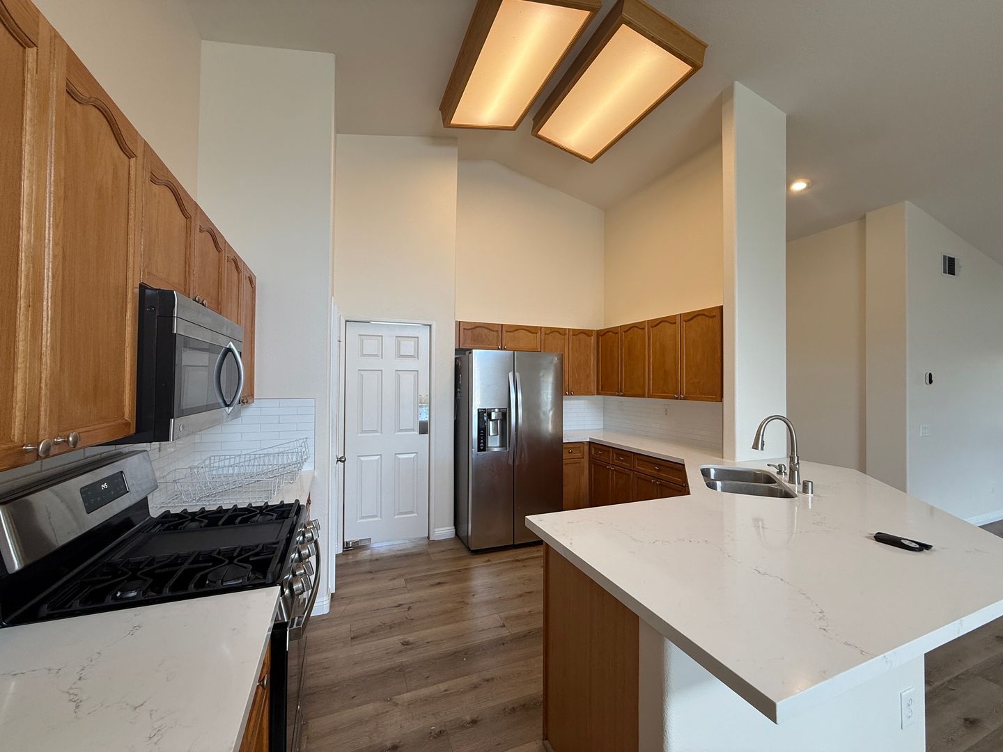 6757 W. Ave L10 - Lancaster - California - 3 bed, 2 bath rental property