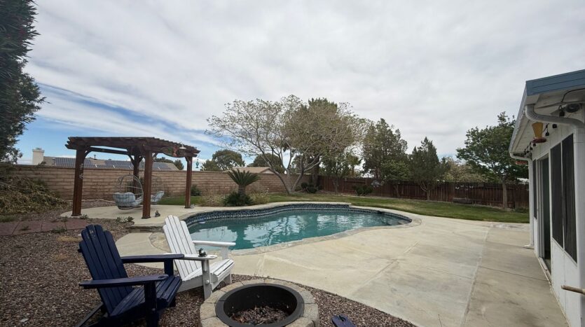 6757 W. Ave L10 - Lancaster - California - 3 bed, 2 bath rental property