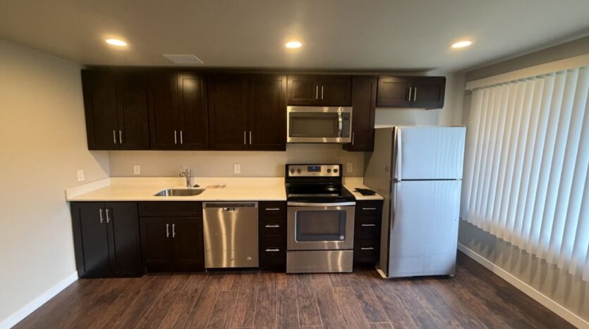 6807-6809 Lakewood Drive W - University Place - Washington - 1 bed, 1 bath rental property