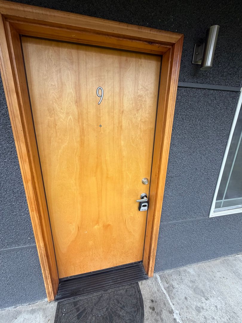 6807-6809 Lakewood Drive W - University Place - Washington - 1 bed, 1 bath rental property