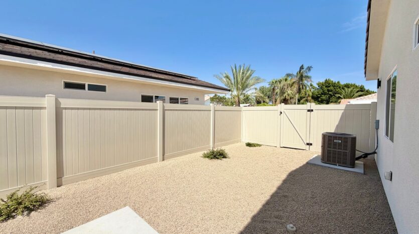 68160 - 68162 Modalo Rd - Cathedral City - California - 4 bed, 3 bath rental property