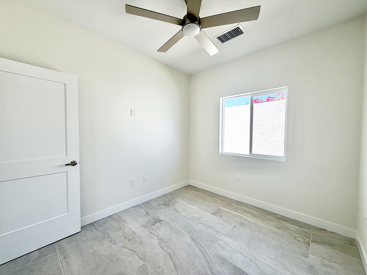 68160 - 68162 Modalo Rd - Cathedral City - California - 3 bed, 2 bath rental property