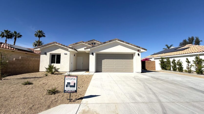 68160 - 68162 Modalo Rd - Cathedral City - California - 4 bed, 3 bath rental property