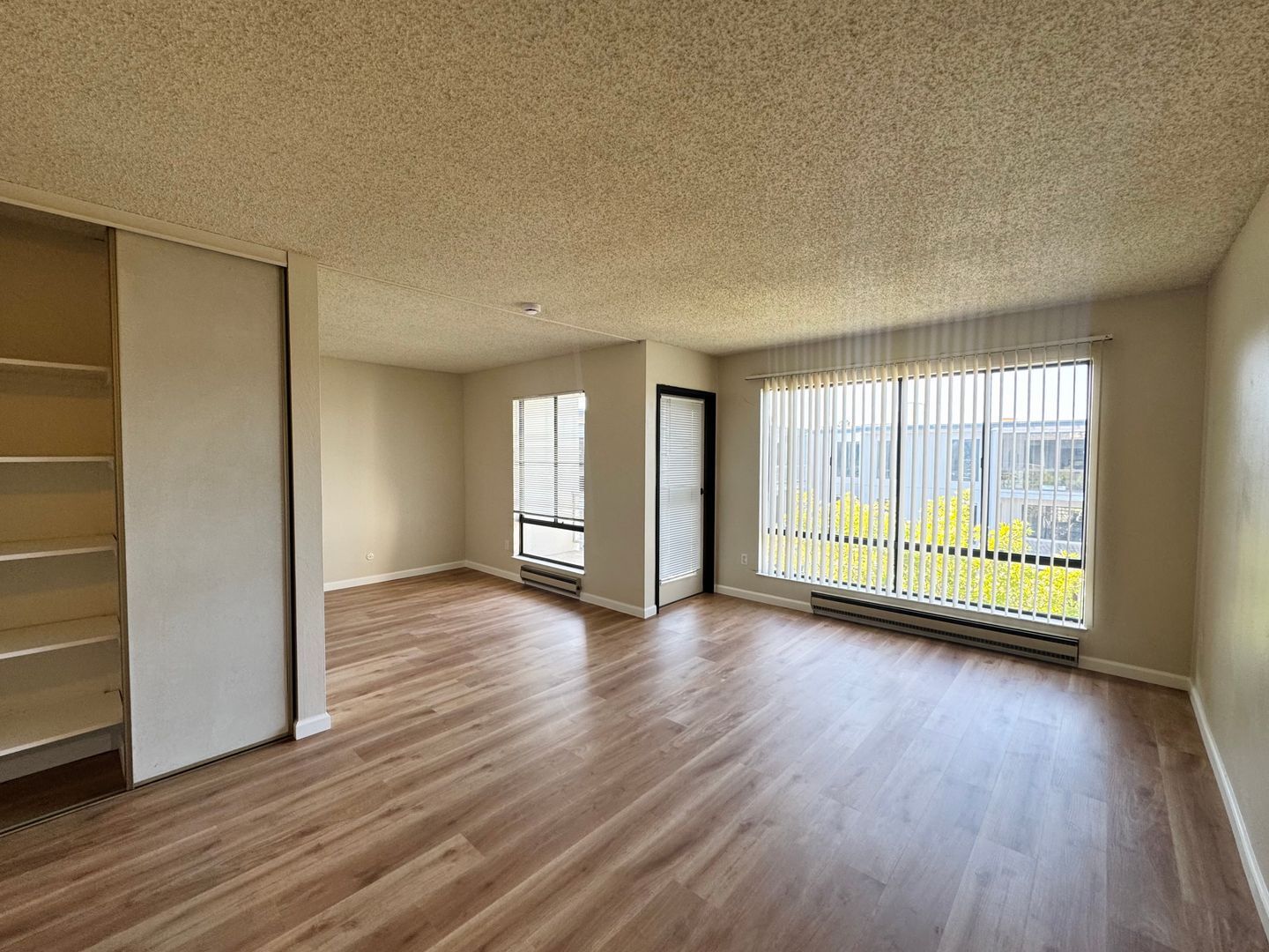 7 Captain Drive #415 - Emeryville - California - 1 bath rental property