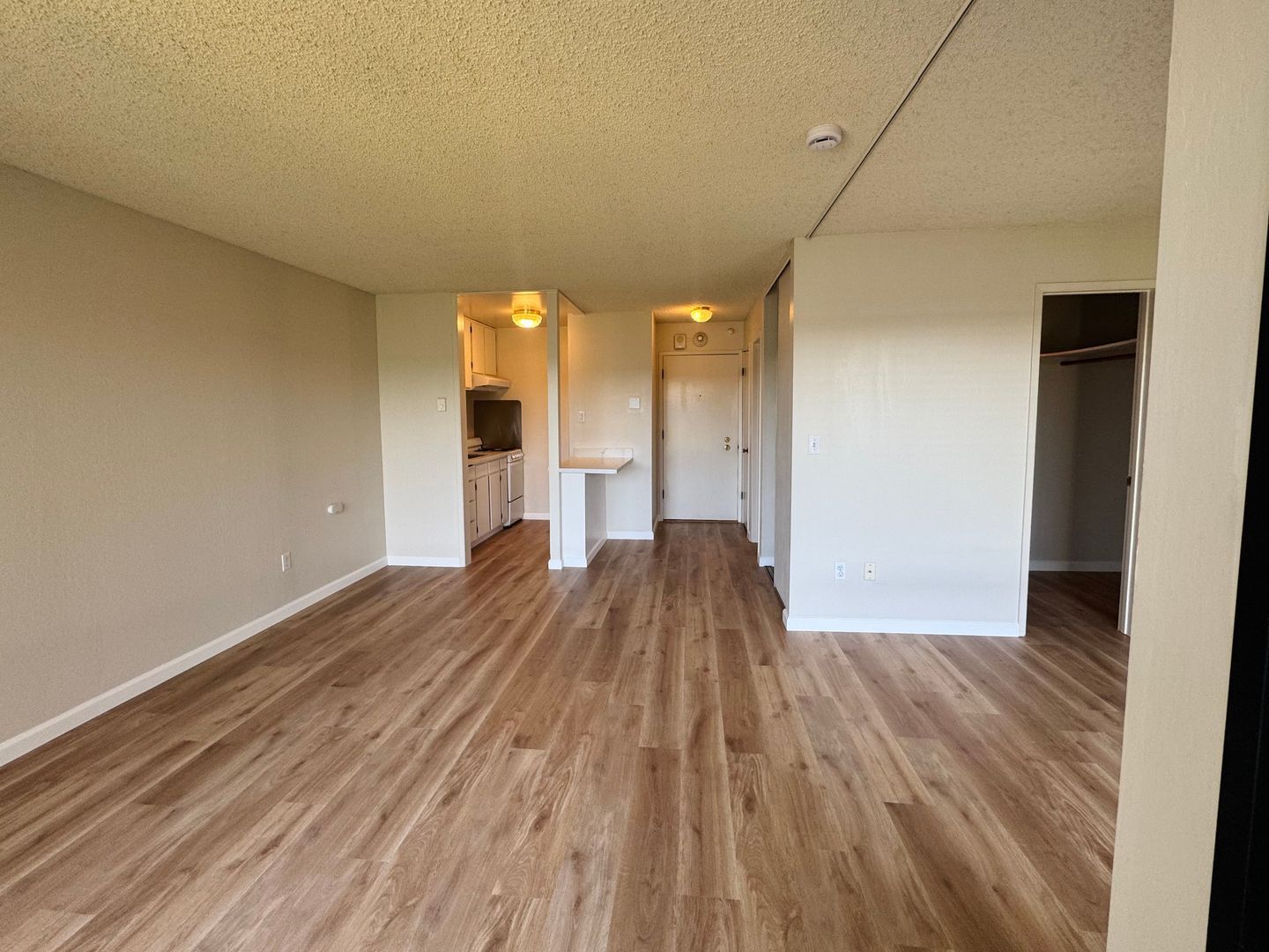 7 Captain Drive #415 - Emeryville - California - 1 bath rental property