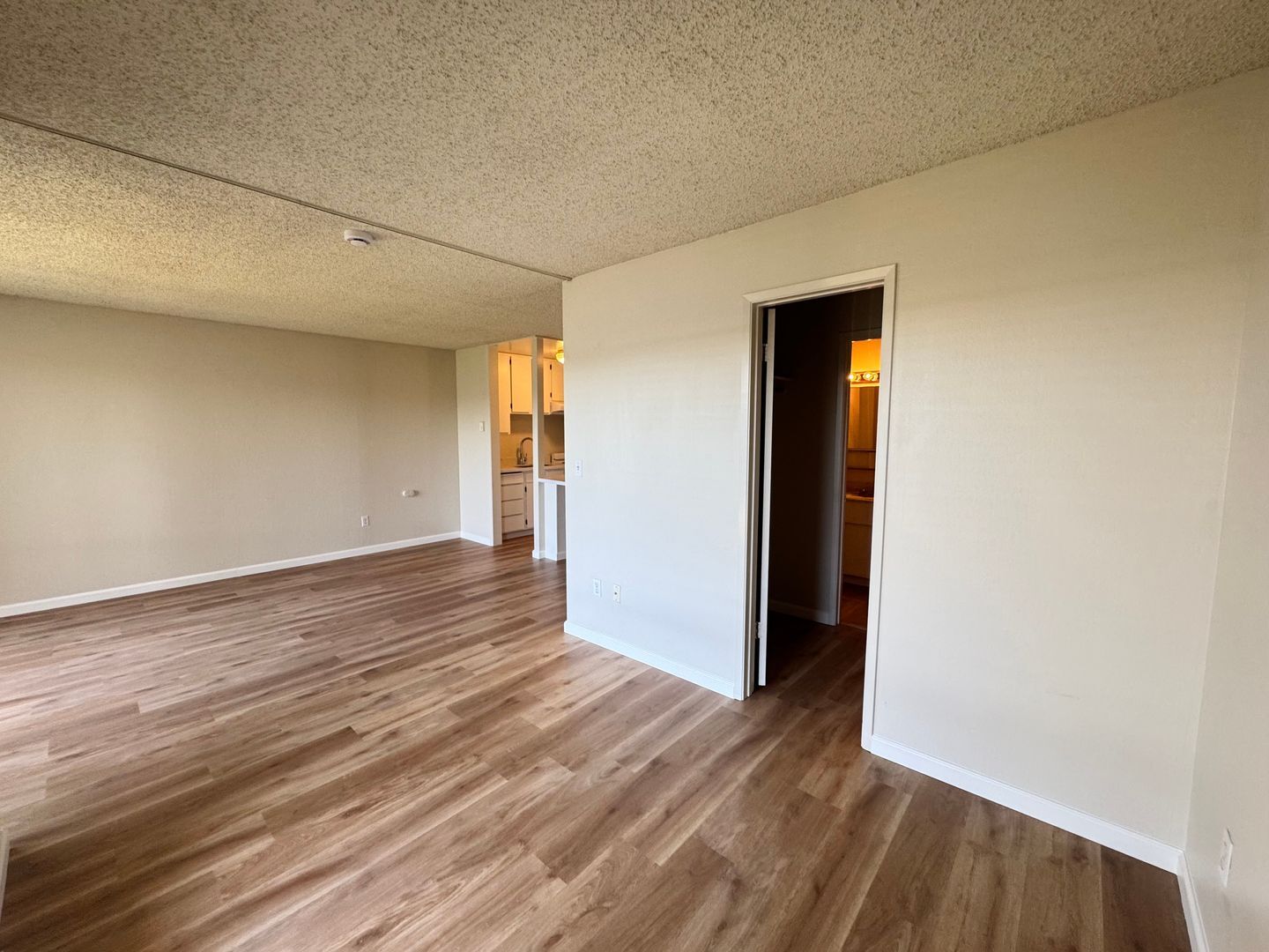 7 Captain Drive #415 - Emeryville - California - 1 bath rental property