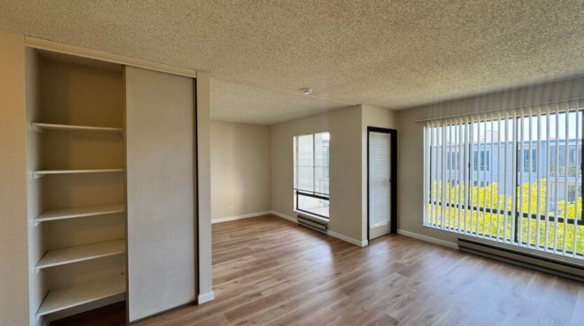 7 Captain Drive #415 - Emeryville - California - 1 bath rental property