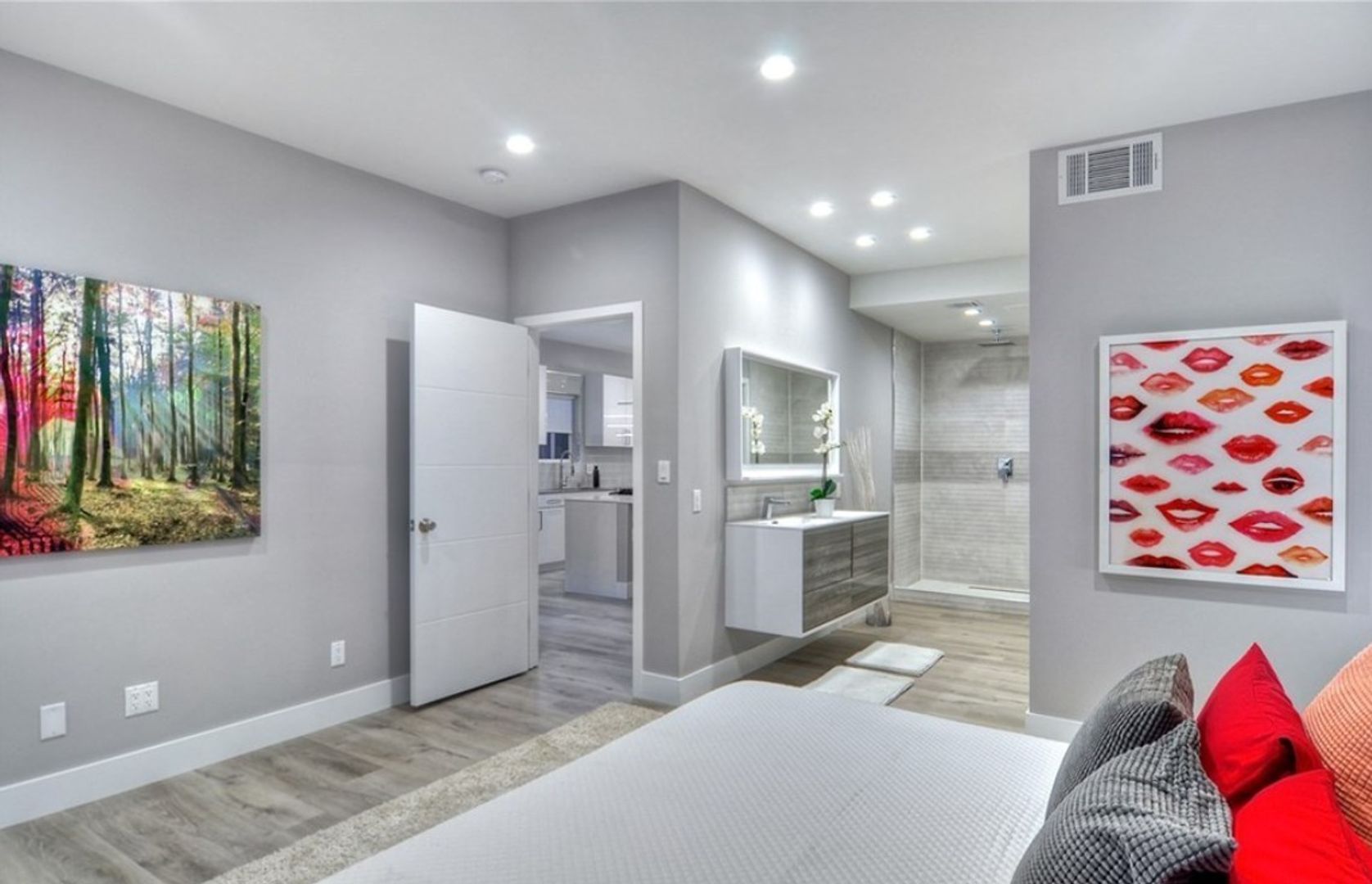 7007 Arlington Ave - Los Angeles - California - 3 bed, 2 bath rental property