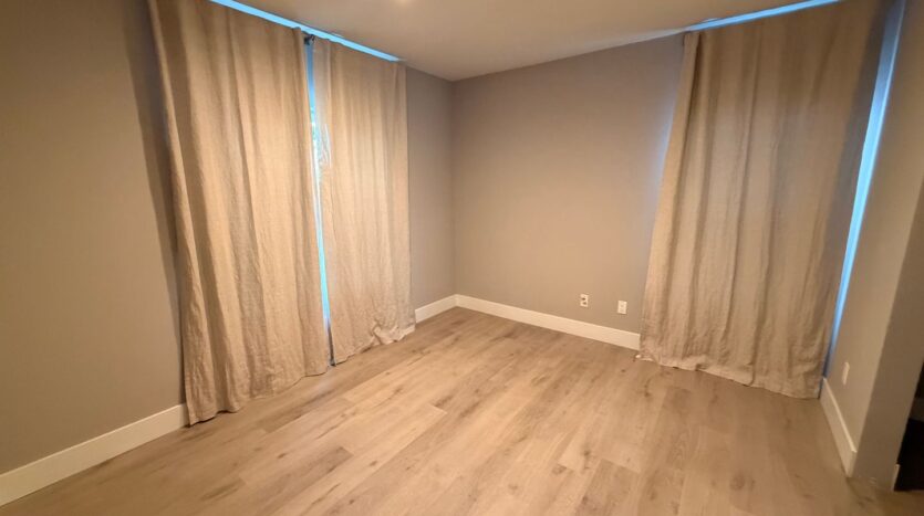7007 Arlington Ave - Los Angeles - California - 3 bed, 2 bath rental property