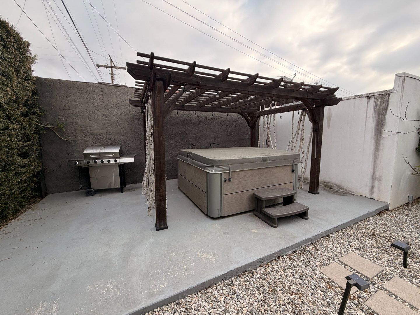 7007 Arlington Ave - Los Angeles - California - 3 bed, 2 bath rental property