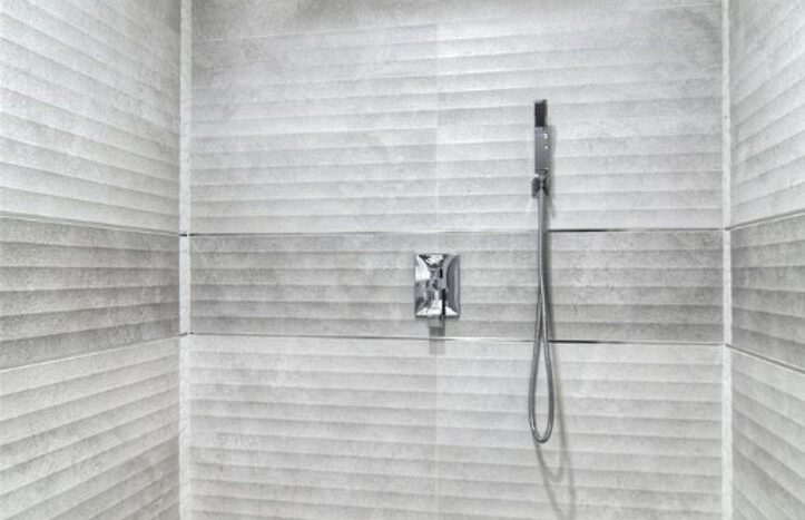 7007 Arlington Ave - Los Angeles - California - 3 bed, 2 bath rental property