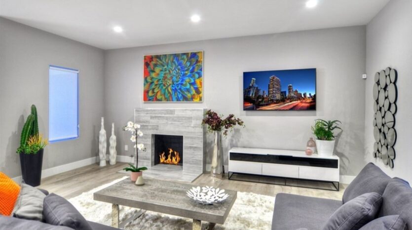 7007 Arlington Ave - Los Angeles - California - 3 bed, 2 bath rental property