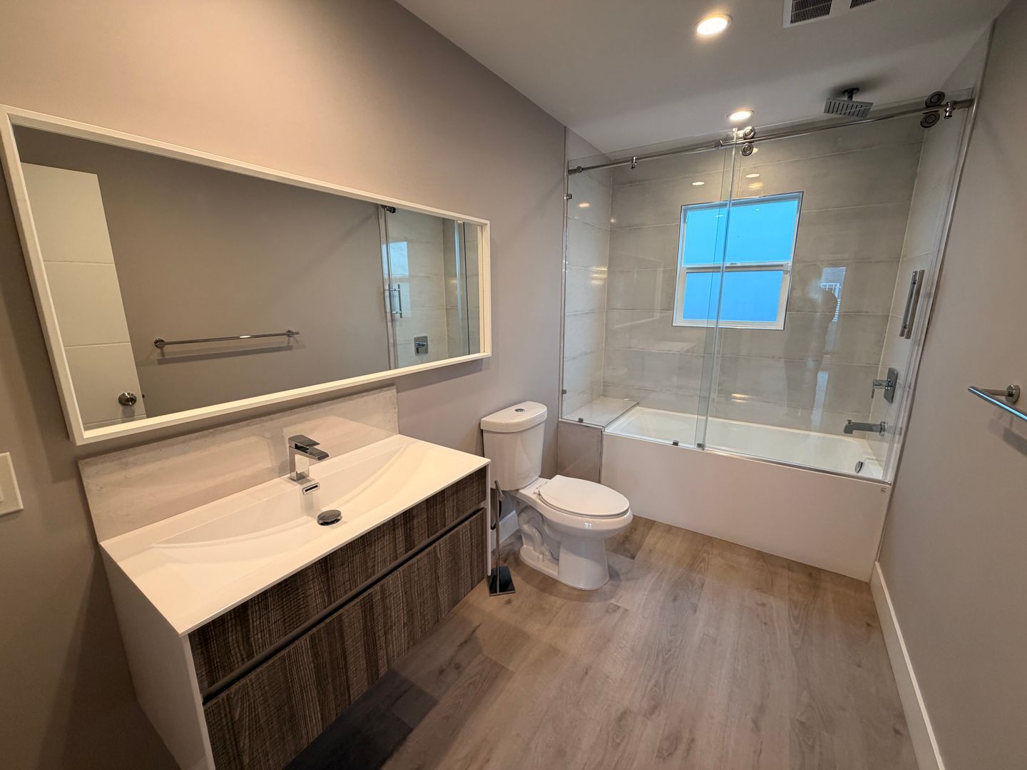 7007 Arlington Ave - Los Angeles - California - 3 bed, 2 bath rental property