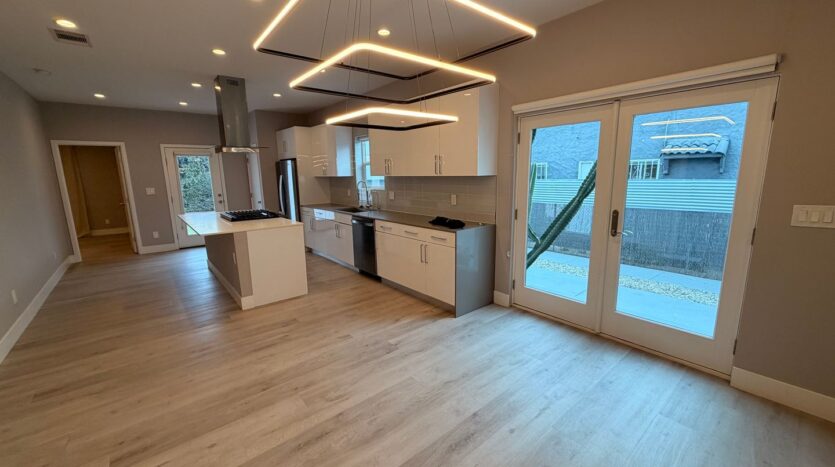 7007 Arlington Ave - Los Angeles - California - 3 bed, 2 bath rental property