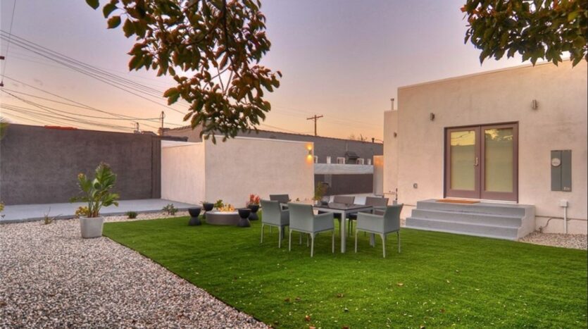 7007 Arlington Ave - Los Angeles - California - 3 bed, 2 bath rental property