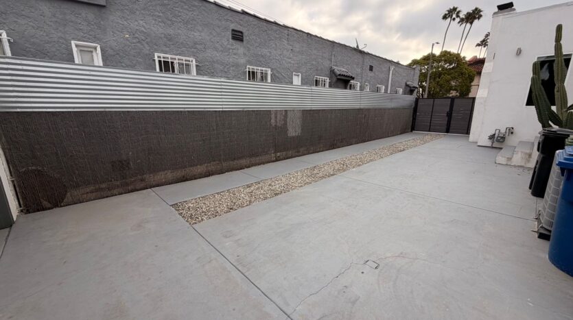 7007 Arlington Ave - Los Angeles - California - 3 bed, 2 bath rental property