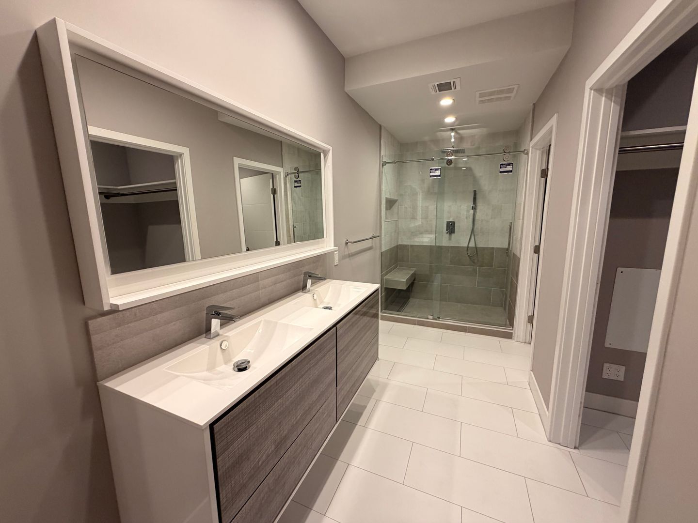 7007 Arlington Ave - Los Angeles - California - 3 bed, 2 bath rental property