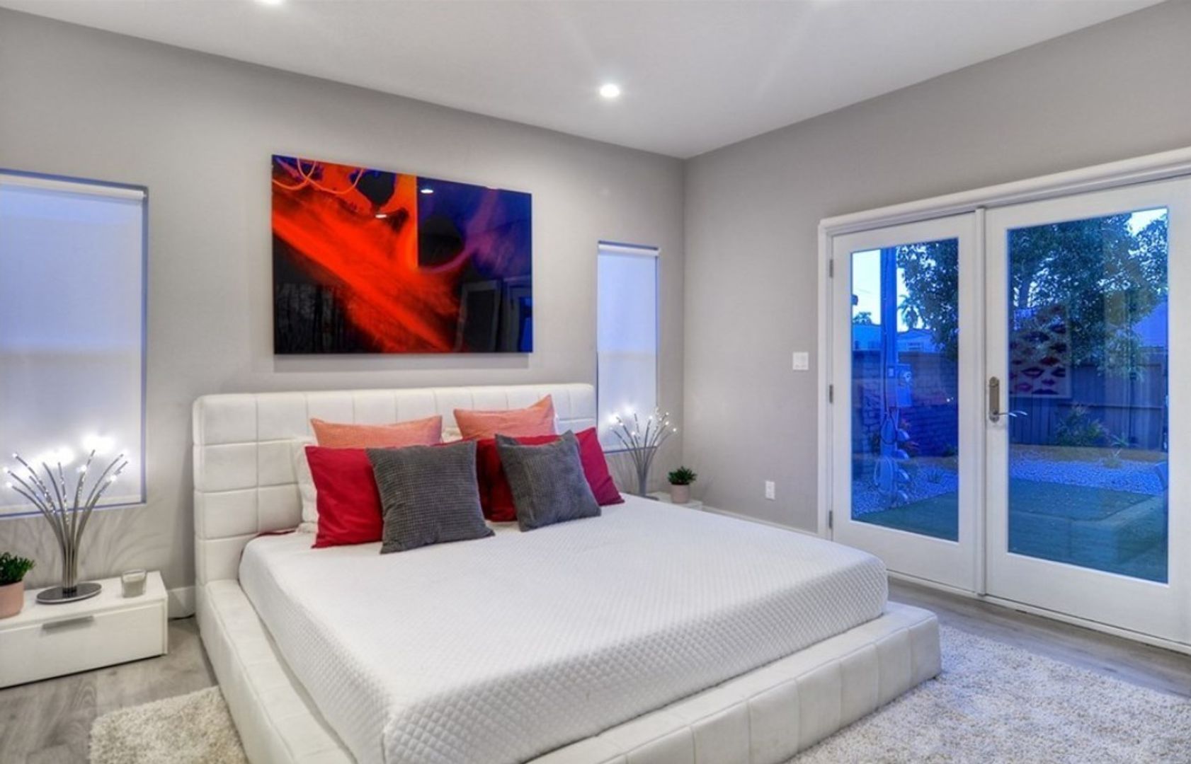 7007 Arlington Ave - Los Angeles - California - 3 bed, 2 bath rental property