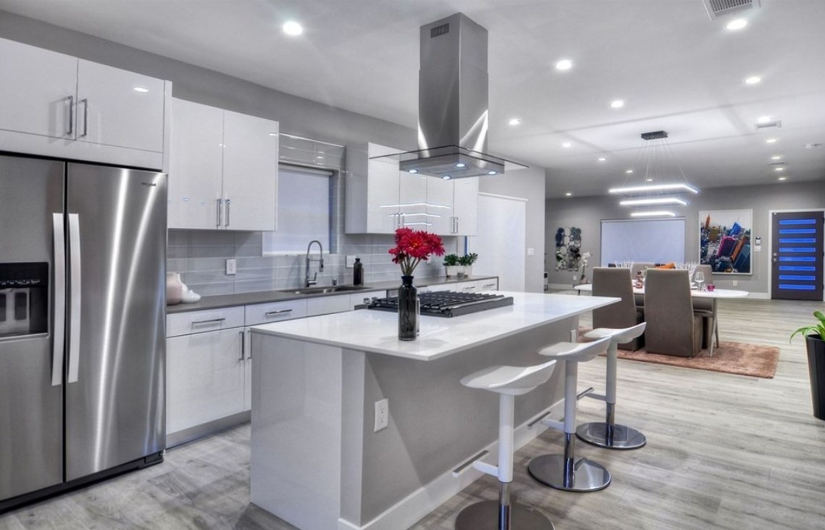 7007 Arlington Ave - Los Angeles - California - 3 bed, 2 bath rental property