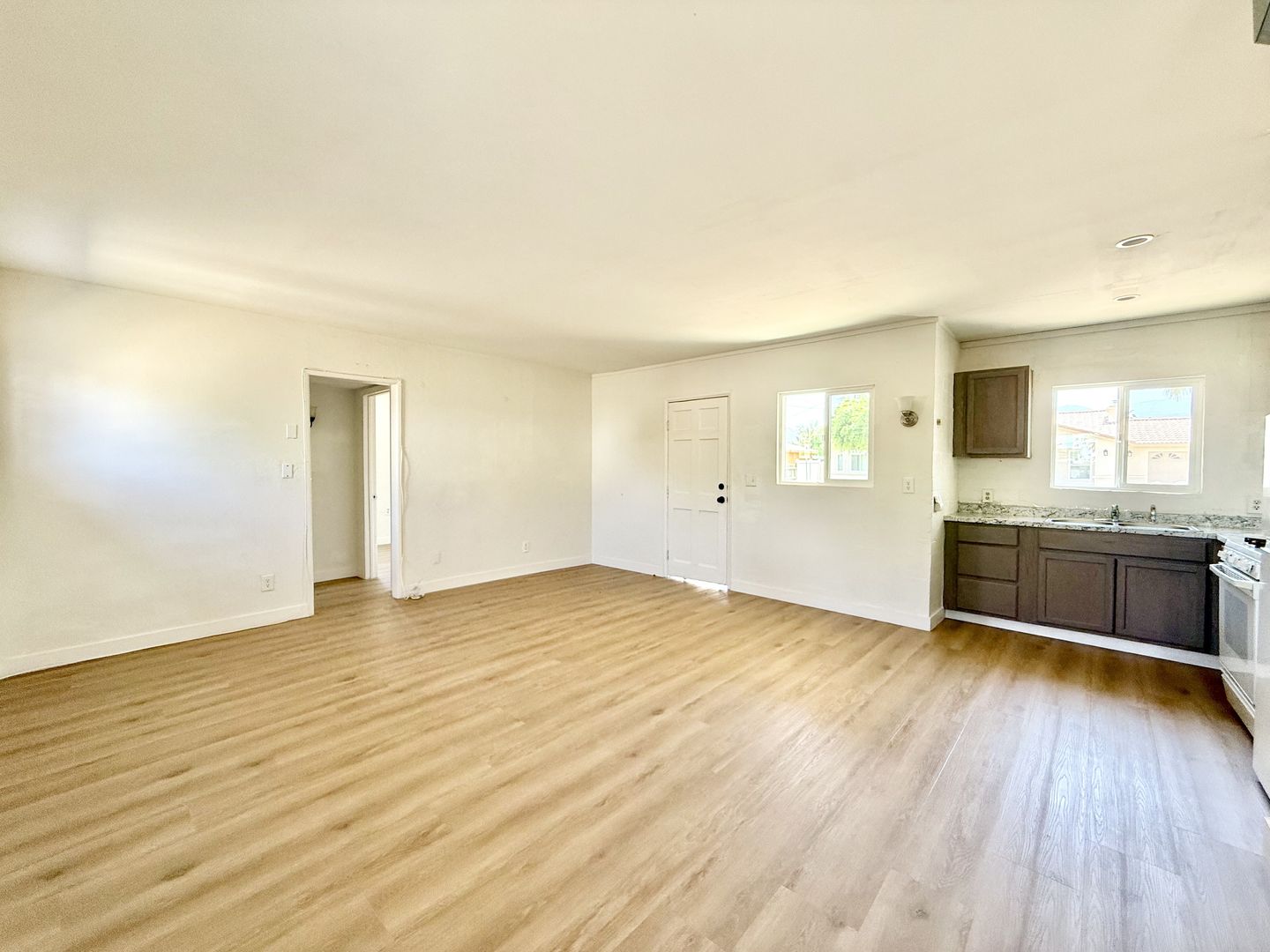 73760 Rancho Rd - Unit 01 - Palm Desert - California - 1 bed, 1 bath rental property