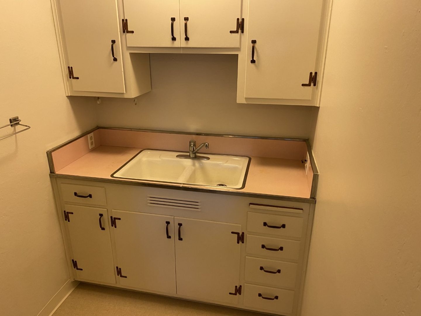 745 Slater Street #8 - Santa Rosa - California - 1 bed, 1 bath rental property