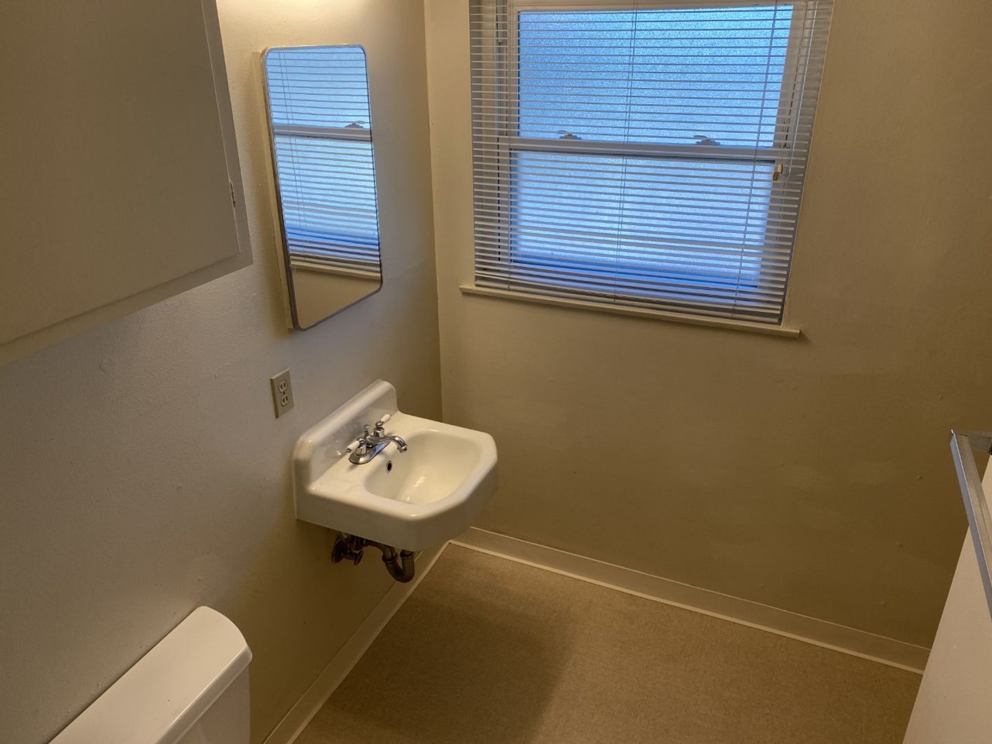 745 Slater Street #8 - Santa Rosa - California - 1 bed, 1 bath rental property