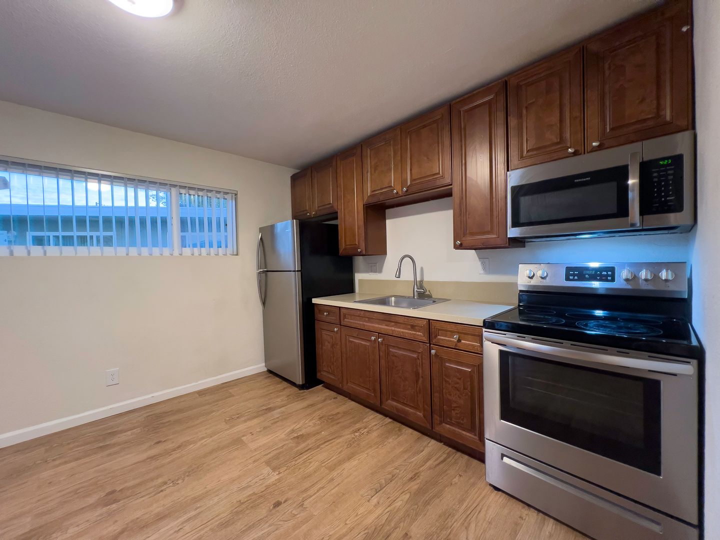 75 E Atlantic Ave Unit 6 - Henderson - Nevada - 2 bed, 1 bath rental property