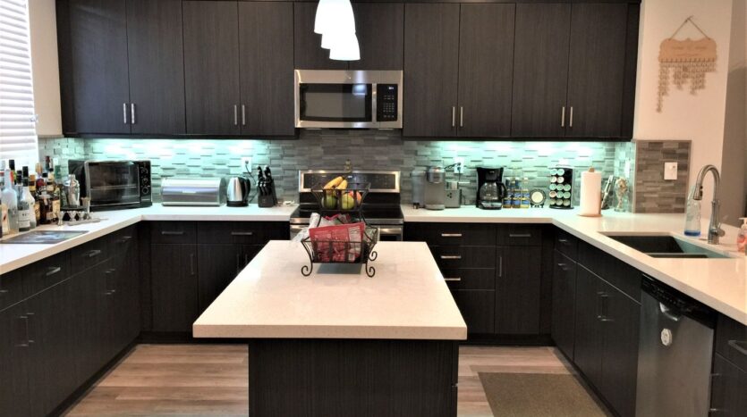 752 Shoreline Road - Chula Vista - California - 4 bed, 3.5 bath rental property