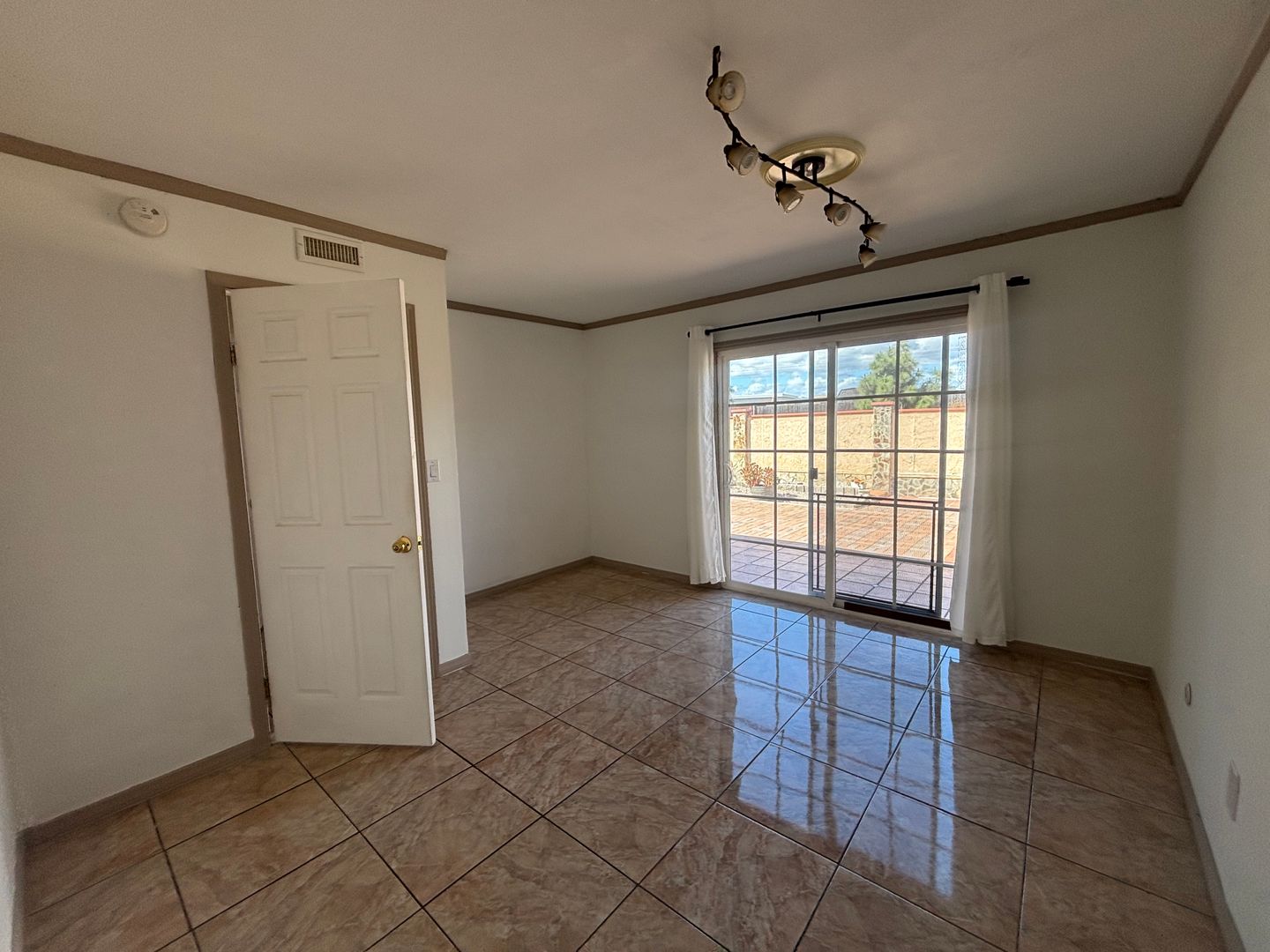 79 Suzanne Lane - Chula Vista - California - 3 bed, 2 bath rental property