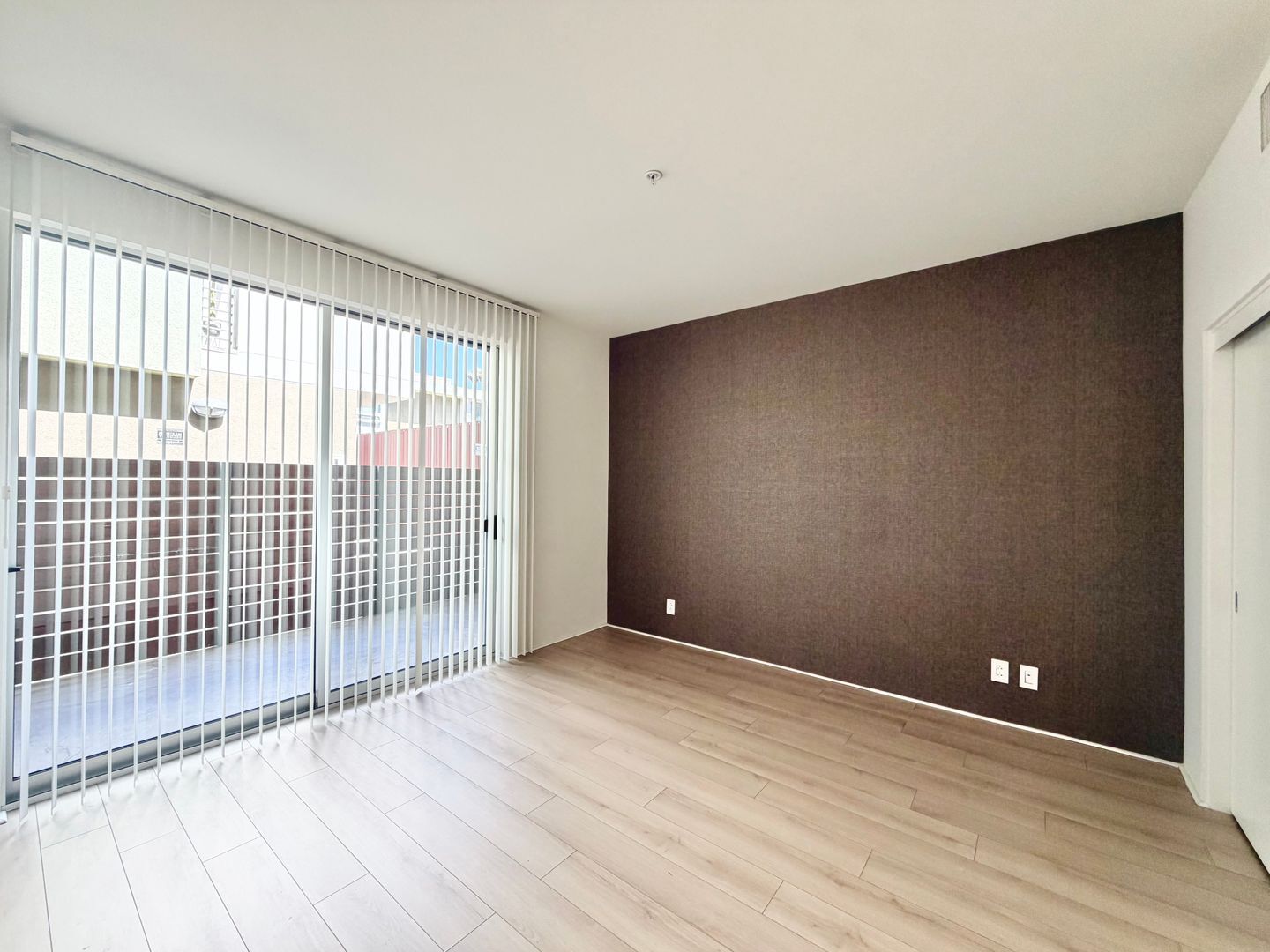 803 N Palm Canyon Dr.  - Unit 08 - Palm Springs - California - 2 bed, 2 bath rental property
