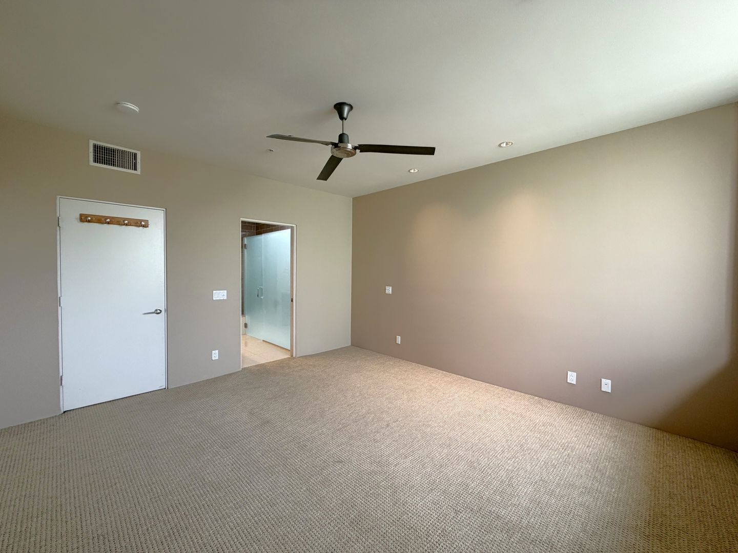 803 N Palm Canyon Dr.  - Unit 08 - Palm Springs - California - 2 bed, 2 bath rental property