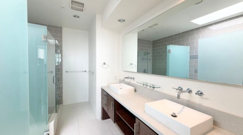 803 N Palm Canyon Dr.  - Unit 08 - Palm Springs - California - 2 bed, 2 bath rental property